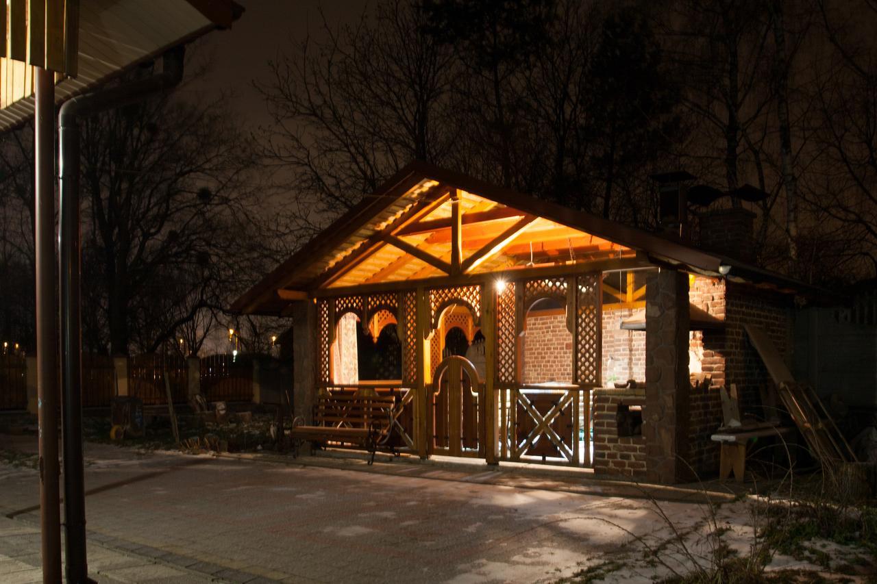 Alekselena Malekhuv Exterior foto