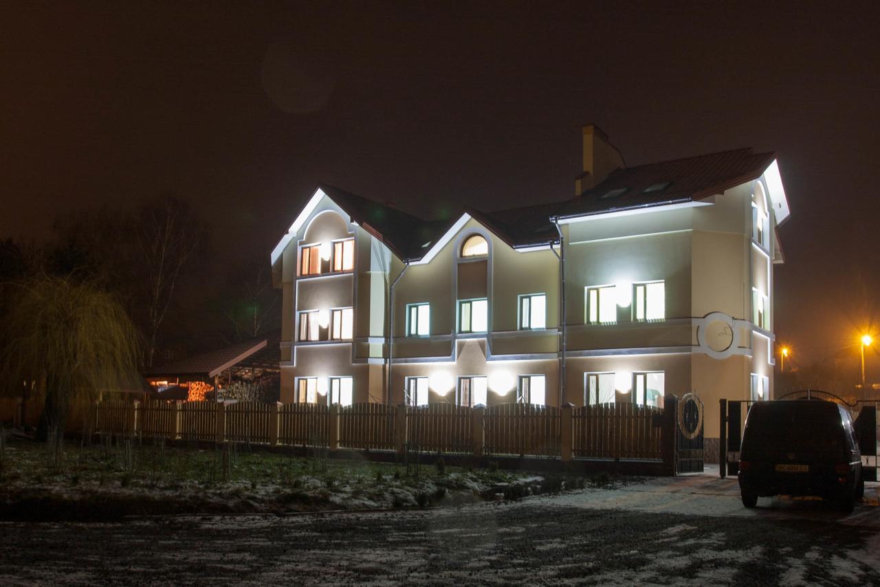 Alekselena Malekhuv Exterior foto